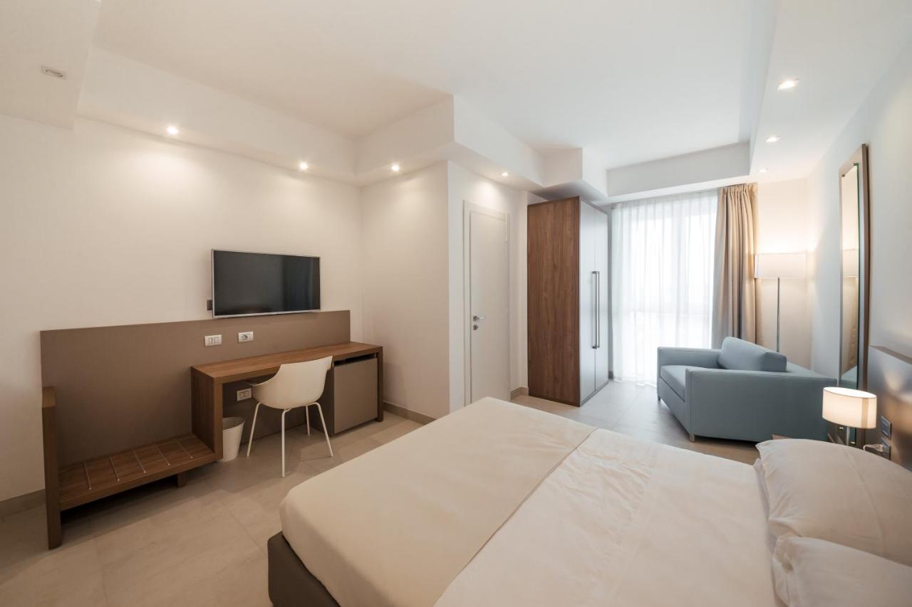 צ'ריניולה Grieco Business & Spa Hotel מראה חיצוני תמונה