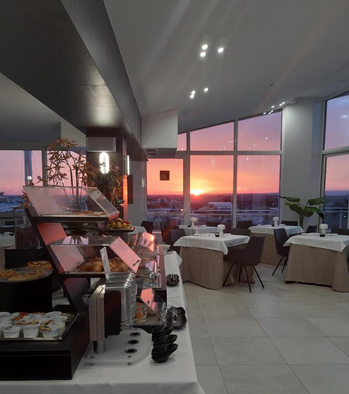 צ'ריניולה Grieco Business & Spa Hotel מראה חיצוני תמונה